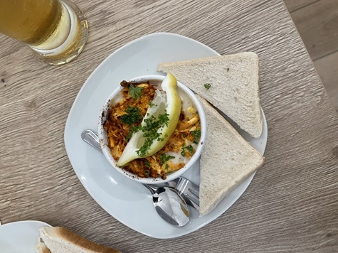 Imbiss im Bistro Ortrand